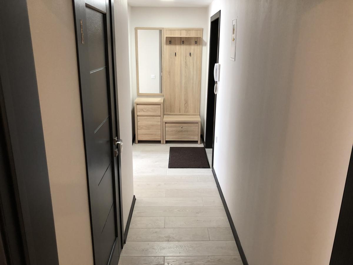 Artal Apartment On Iordanskaya 22 Киев Екстериор снимка